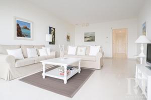 Piso en venta en Marbella de 202 m2 photo 0