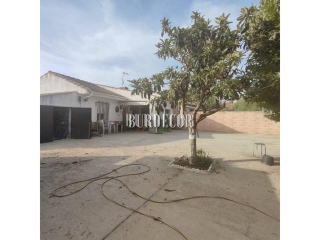 Parcela con casa de una sola planta photo 0