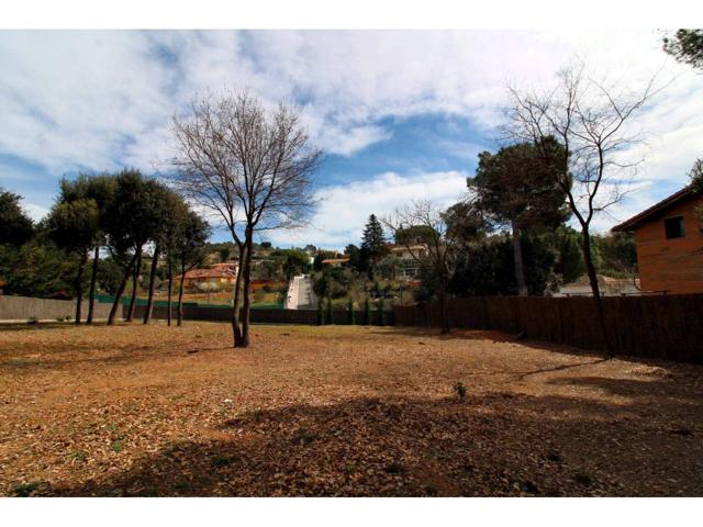 Terreno Único en la Zona photo 0