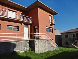 Villa En venta en Hontoria del Pinar photo 0