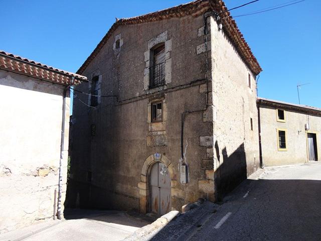 Villa En venta en Huerta de Arriba photo 0