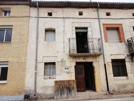 Villa En venta en Espejón photo 0