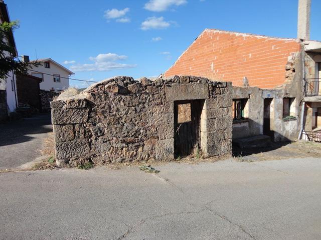Terrenos Edificables En venta en Rabanera del Pinar photo 0