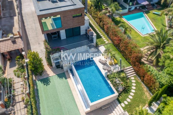 Chalet moderno con vistas inmejorables photo 0