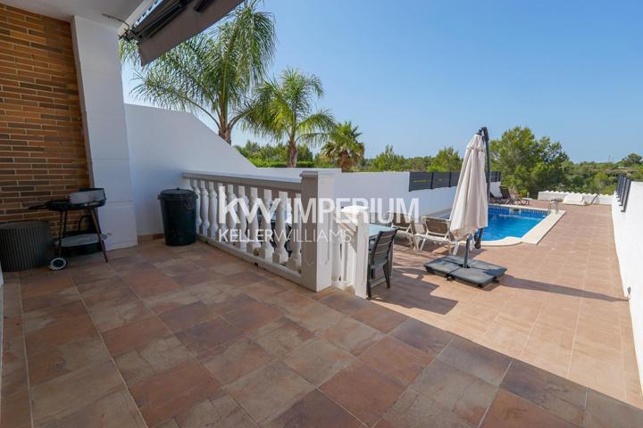 Encantadora vivienda renovada con licencia turística y vistas photo 0