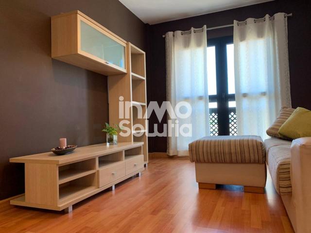 Piso con vestidor en 7 Palmas photo 0