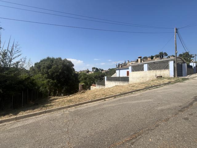 Suelo urbano - Talamanca photo 0