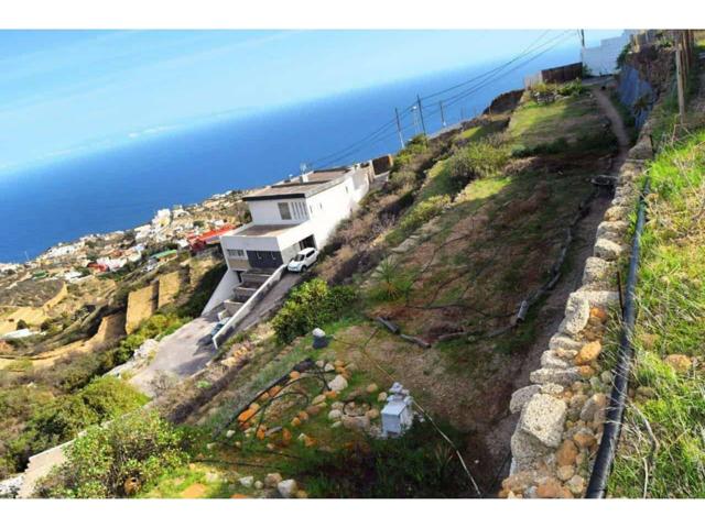 Se vende Parcela, a efectos catastrales, con inmuebles de distinta clase (urbano y rústico) photo 0