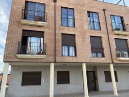 Duplex en venta en Burguillos de Toledo photo 0