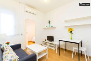 apartamento de 1 dormitorio con aire acondicionado en alquiler en Retiro photo 0