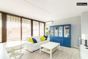 Apartamento de lujo de 1 dormitorio con acceso a la piscina y aire acondicionado en alquiler en Madrid photo 0