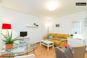 Acogedor apartamento de 1 dormitorio con aire acondicionado en alquiler en Salamanca photo 0