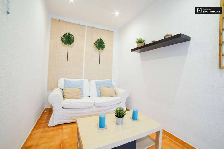Apartamento soleado de 1 dormitorio en alquiler en Chamartín photo 0
