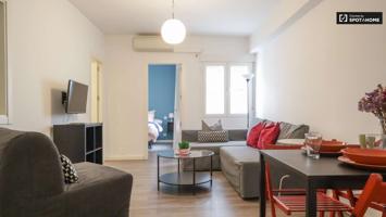 Apartamento de 1 dormitorio en alquiler en Lavapiés photo 0