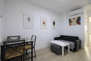 Piso de 45m2 Interior en la zona de Puerta del Angel - AZ2C photo 0