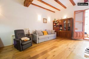 Elegante apartamento de 1 dormitorio en alquiler cerca del Mercado Central de Valencia photo 0