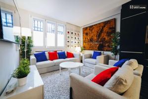 Precioso apartamento de 2 dormitorios con aire acondicionado en alquiler en Salamanca photo 0