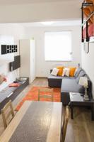 Encantador estudio con dormitorio tipo loft en alquiler en El Viso photo 0