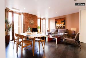 Hermoso apartamento de 2 dormitorios en alquiler en Chueca. photo 0