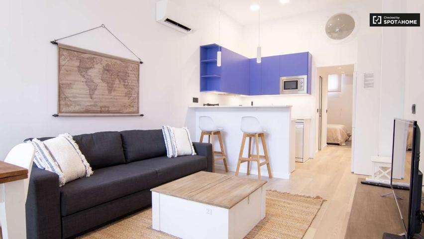 Moderno apartamento de 1 dormitorio en alquiler en Arturo Soria photo 0