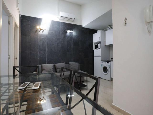 Piso de 39m2 Interior en la zona de Zofio - AP3 photo 0