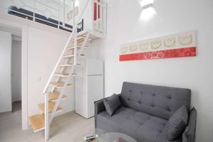 Elegante apartamento de 1 dormitorio en alquiler en Usera photo 0