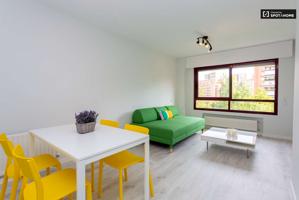 Moderno apartamento de 1 dormitorio en alquiler en Hortaleza photo 0
