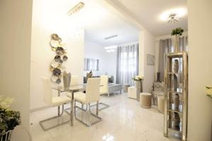 Elegante apartamento de 2 dormitorios con aire acondicionado en alquiler en Tetuán. photo 0