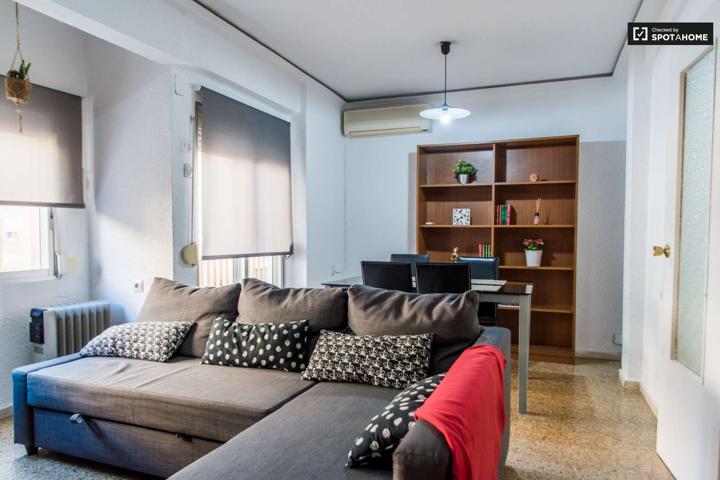 Piso de 2 habitaciones en alquiler en Sant Marcel·lí, gastos incluidos photo 0