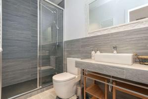 Se alquila piso de 3 habitaciones en Cortes, gastos incluidos. photo 0
