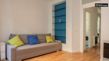 Apartamento de 2 dormitorios en alquiler en Madrid photo 0