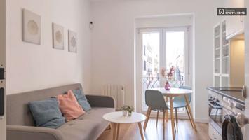 Se alquila piso de 2 habitaciones en Cuatro Caminos, gastos incluidos photo 0