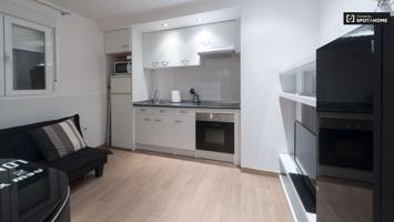 pasos acogedor apartamento de Metro, la Casa de Campo, Madrid y Río photo 0