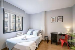 Apartamento de 2 dormitorios en alquiler en Palos De Moguer, Madrid photo 0