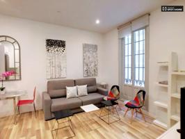 Se alquila apartamento de 1 dormitorio en Sol, gastos incluidos. photo 0