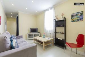 Apartamento de 2 dormitorios en alquiler en Retiro photo 0