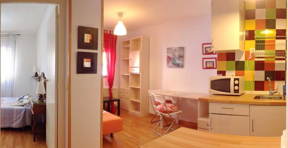 Apartamento de 1 dormitorio en alquiler en Santa Marta De Tormes photo 0