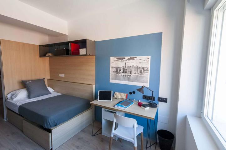 Se alquila habitación doble en residencia en la elegante Salamanca. photo 0