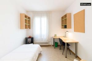 Alquiler de habitaciones en apartamento de 1 dormitorio en Barcelona photo 0