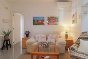 Apartamento de 2 dormitorios en alquiler en La Malagueta, Málaga photo 0