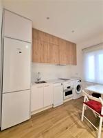 Apartamento de 2 dormitorios en alquiler en Madrid photo 0