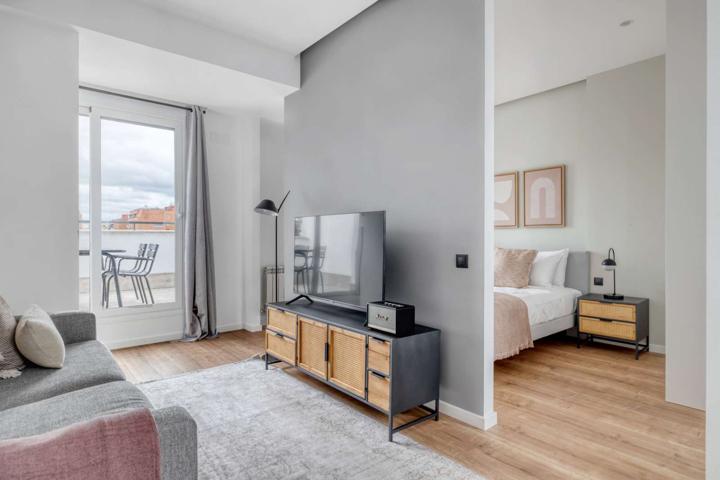 Piso en alquiler de 1 dormitorio en Jerónimos, Madrid MAD-16 photo 0