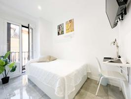 Se alquila habitación en residencia de estudiantes en Madrid photo 0