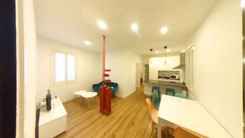 Apartamento de 2 dormitorios en alquiler en Madrid photo 0