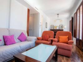 Se alquila piso de 2 habitaciones en Albaycín, todos los gastos incluidos photo 0