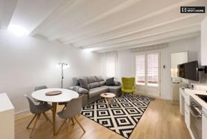 Apartamento de 1 dormitorio en alquiler en El Raval photo 0