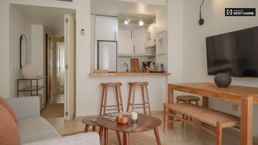 Se alquila apartamento de 1 dormitorio en Castillejos, gastos incluidos. photo 0