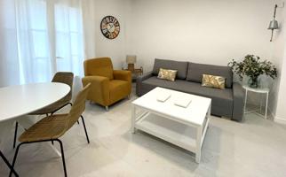 Apartamento de 2 dormitorios en alquiler en Puerto De Santa Maria photo 0