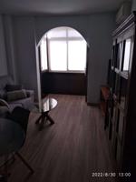 Se alquila piso de 2 habitaciones en Castellana, balcón. photo 0