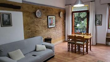 Apartamento amueblado de 1 dormitorio en alquiler en Ciutat Vella photo 0